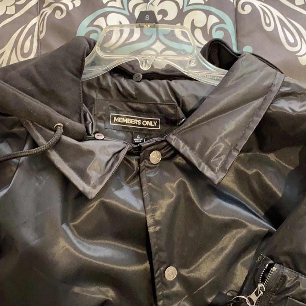 Jacket - Picture 2 of 5